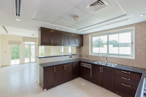 Villa de 3 dormitorios en Jumeirah Park, UAE No. 142959 10