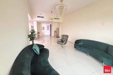 Apartment de 2 dormitorios en Dubai Sports City, UAE No. 166049 3