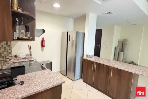 Apartment de 2 dormitorios en Dubai Sports City, UAE No. 166049 9