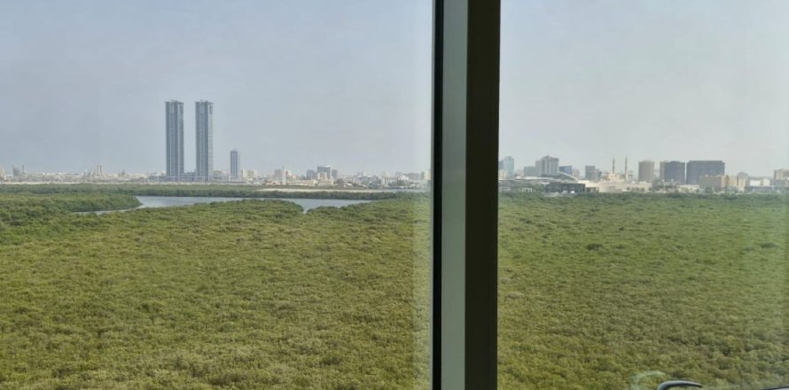 3 bedrooms Apartment in Khuzam, UAE No. 183859