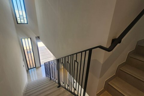3 bedrooms Townhouse in Ras Al Khaimah, UAE No. 183858 7