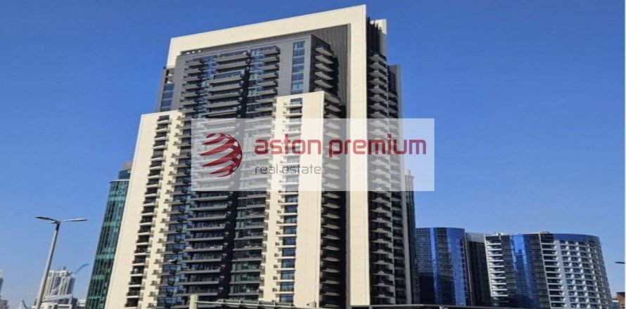 65m² Shop in Business Bay, UAE No. 198955