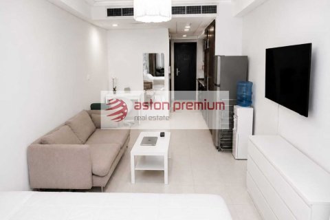 Studio Apartment in Jumeirah Lake Towers, UAE No. 198958