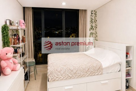 Studio Apartment in Jumeirah Lake Towers, UAE No. 198958 10