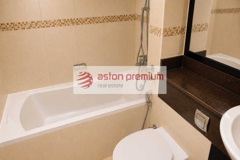 Studio Apartment in Jumeirah Lake Towers, UAE No. 198958 8