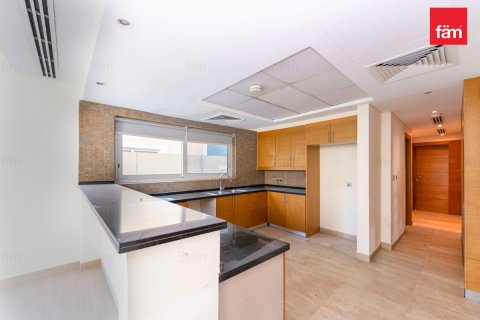 4 غرف نوم فيلا في دبي, الإمارات العربية المتحدة رقم 137251 9