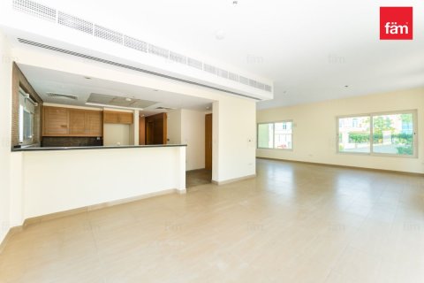 4 غرف نوم فيلا في دبي, الإمارات العربية المتحدة رقم 137251 8