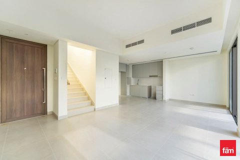 3 bedrooms Villa in Dubai, UAE No. 137255 5
