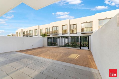 3 bedrooms Villa in Dubai, UAE No. 137255 15