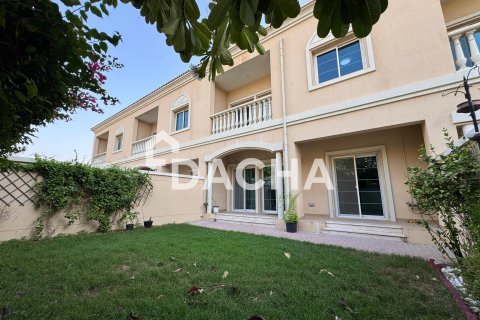 2 bedrooms Townhouse in Jumeirah Village Triangle, UAE No. 165676 21
