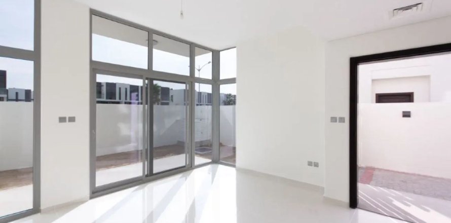 3 bedrooms Townhouse  No. 117643