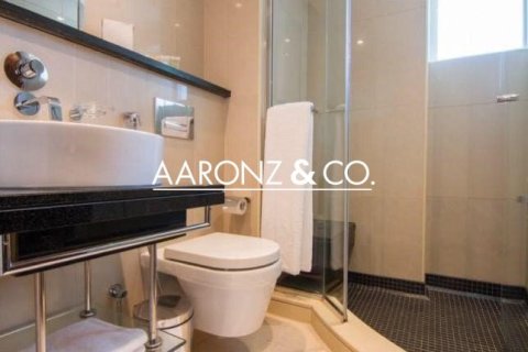 1 bedroom Apartment in Jumeirah Lake Towers, UAE No. 139943 8