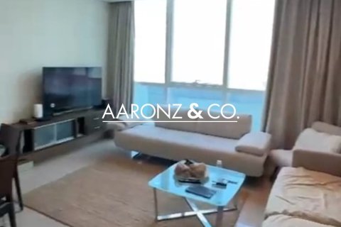 1 bedroom Apartment in Jumeirah Lake Towers, UAE No. 139943 3