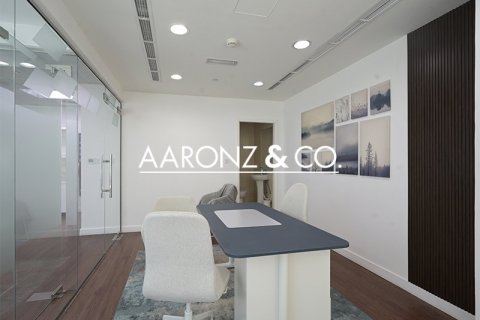 74m² Office in Bayswater, UAE No. 139946 5