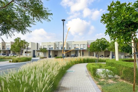 3 bedrooms Villa in EMAAR South, UAE No. 139940 31