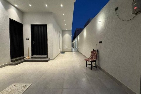 Apartment de 3 dormitorios en Riyadh, Saudi Arabia No. 67991 3