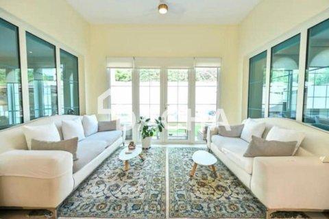Villa de 3 dormitorios en Jumeirah Park, UAE No. 210354 3