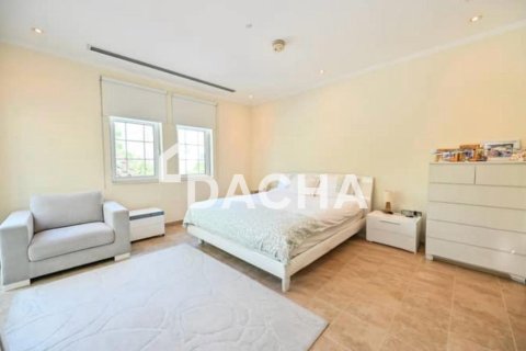 Villa de 3 dormitorios en Jumeirah Park, UAE No. 210354 10