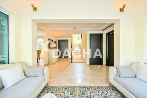 Villa de 3 dormitorios en Jumeirah Park, UAE No. 210354 8