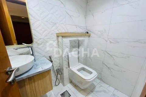 Apartment de 2 dormitorios en District 10, UAE No. 210352 10