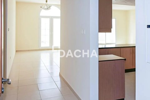 Apartment de 2 dormitorios en District 10, UAE No. 210352 9