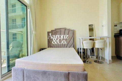 Studio Apartment in Al Furjan, UAE No. 202974 4