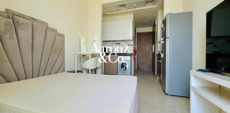 Studio Apartment in Al Furjan, UAE No. 202974
