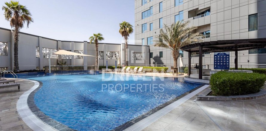 2 bedrooms Apartment in Capital Bay, UAE No. 138486