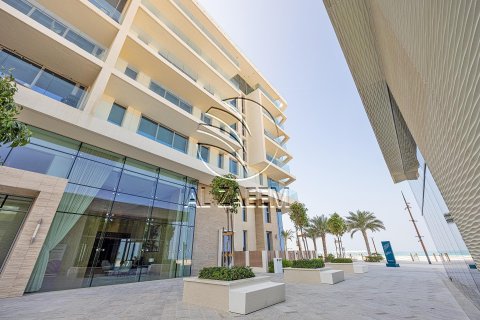 Квартира с 2 спальнями на Saadiyat Cultural District, ОАЭ №91284 3