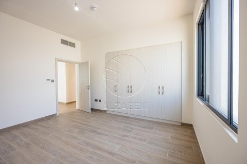 Villa de 3 dormitorios en  Yas Island, UAE No. 91285 10
