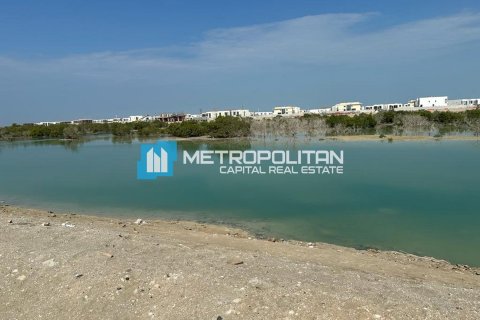 Земельный участок 2229.7м² в Абу-Даби, ОАЭ №140014 4