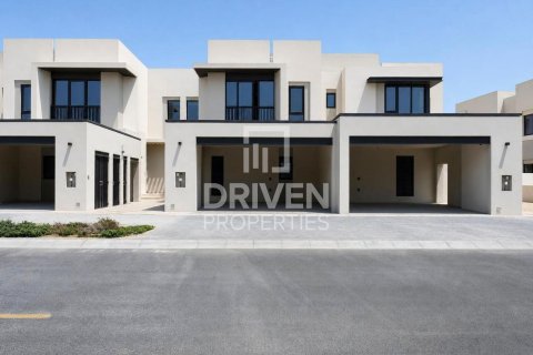 3 bedrooms Townhouse in Jebel Ali, UAE No. 199931