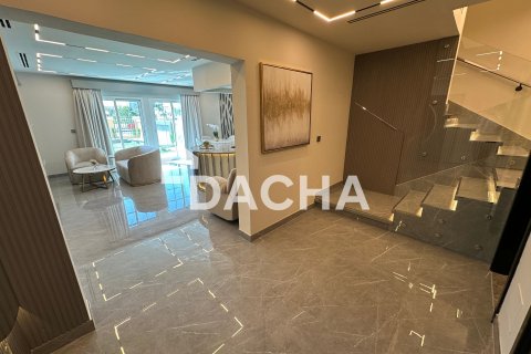 Таунхаус с 2 спальнями в Jumeirah Village Triangle, ОАЭ №155843 5