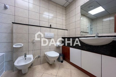 Квартира с 2 спальнями в Marina Pinnacle, ОАЭ №155842 5