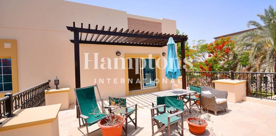 Вилла с 5 спальнями  №118694