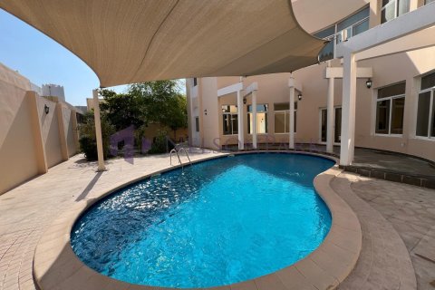 7 bedrooms Villa in Doha, Qatar No. 57966 16