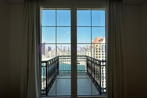 2 bedrooms Apartment in Doha, Qatar No. 57964 8