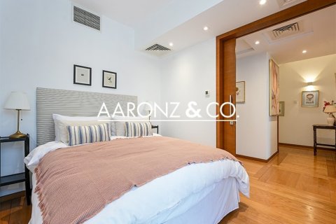 Таунхаус с 3 спальнями в Джумейра Вилладж Серкл, ОАЭ №132962 8