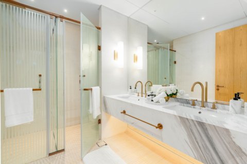 2 bedrooms Apartment in Dubai Studio City, UAE No. 137140 9