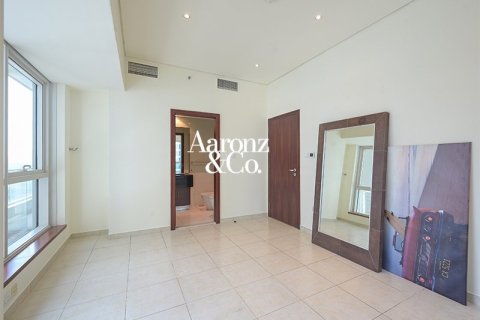 Apartment de 2 dormitorios en Dubai Marina, UAE No. 210653 9