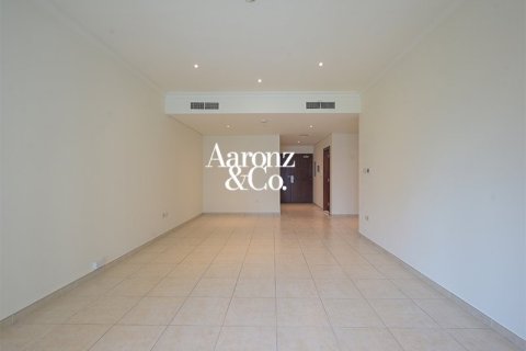 Apartment de 2 dormitorios en Dubai Marina, UAE No. 210653