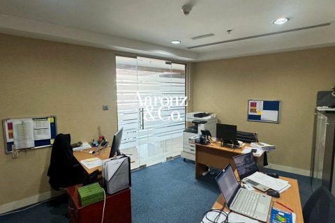 189m² Office in Business Bay, UAE No. 210650 6