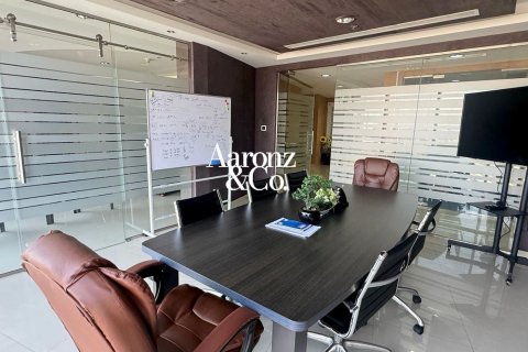 189m² Office in Business Bay, UAE No. 210650 7