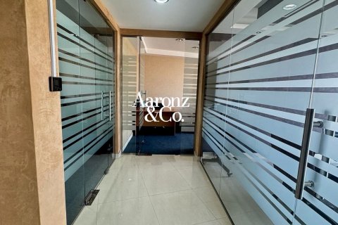 189m² Office in Business Bay, UAE No. 210650 8