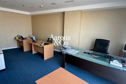 189m² Office in Business Bay, UAE No. 210650 13