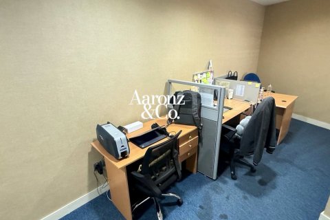 189m² Office in Business Bay, UAE No. 210650 9