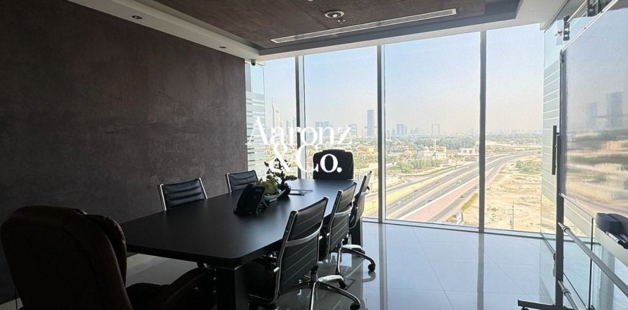 189m² Office in Business Bay, UAE No. 210650
