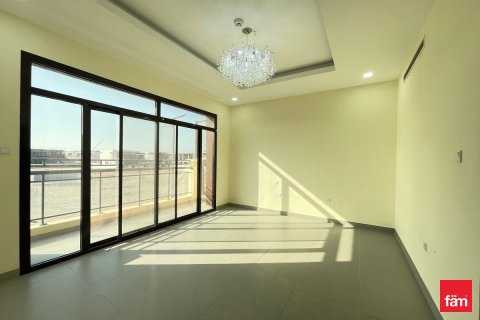 Villa de 5 dormitorios en Al Furjan, UAE No. 135776 3