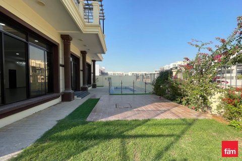 Villa de 5 dormitorios en Al Furjan, UAE No. 135776