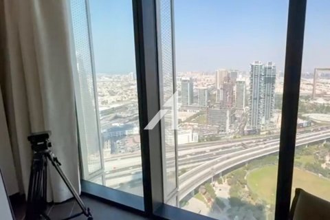 Квартира с 3 спальнями в Zabeel, ОАЭ №140127 6